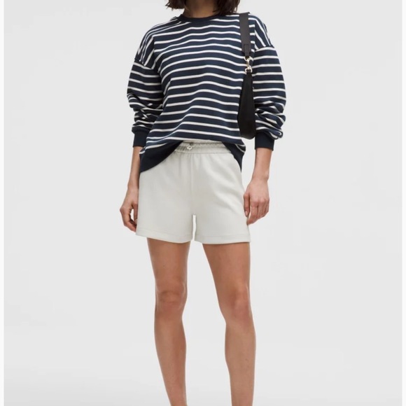 Lululemon Perfectly Oversized Crew - Picture 2 of 3